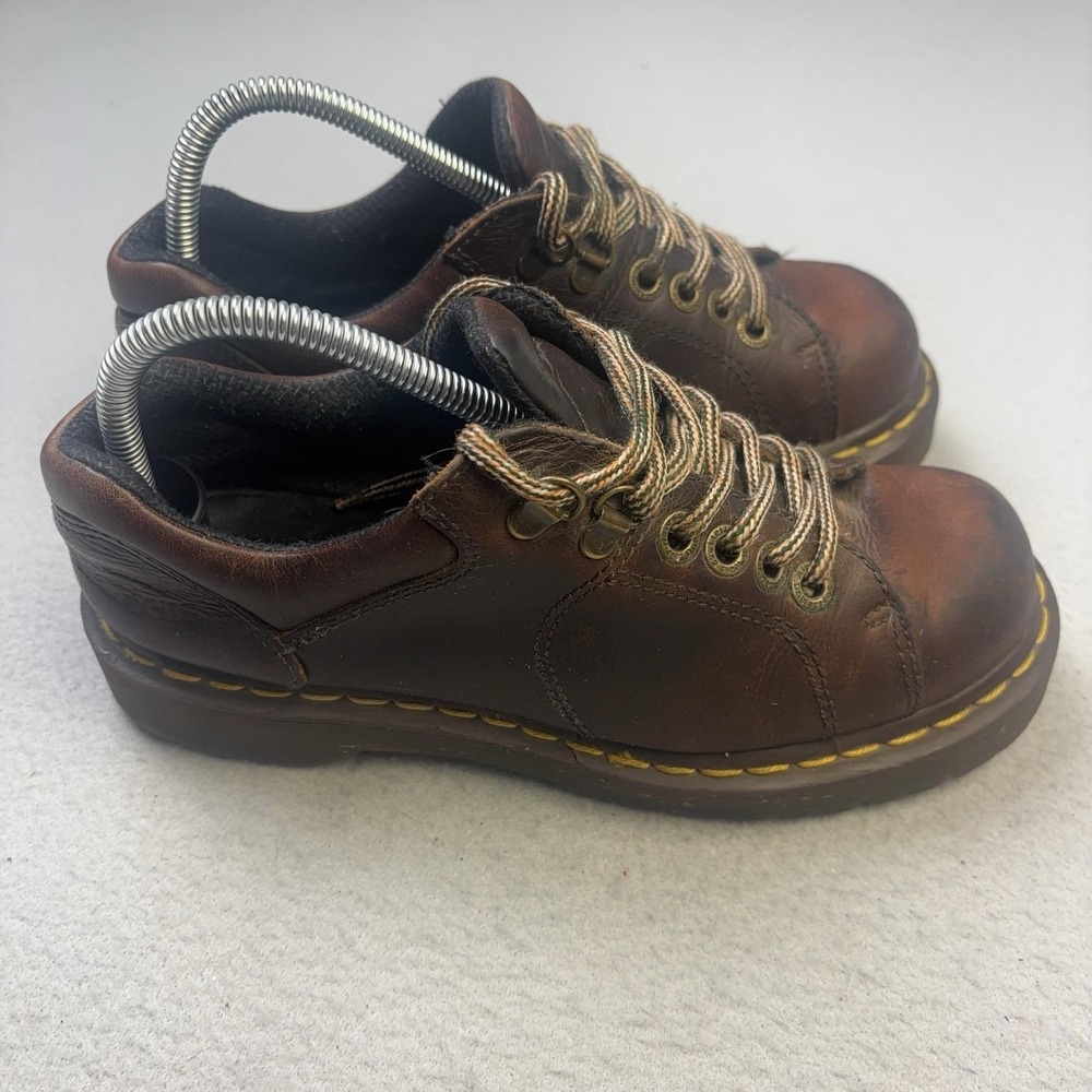 Dr. Martens 8312 Shoes Mens Size 7 Brown Leather Low Top Lace Up AirWair Casual